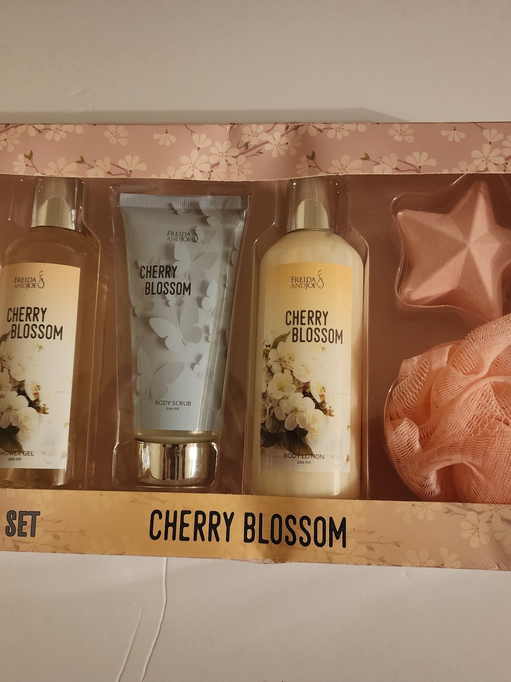 Cherry Blossom Bath & Body Gift Set - Pink